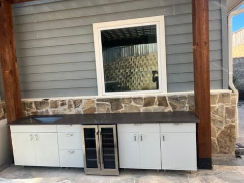 Outdoor Kitchen